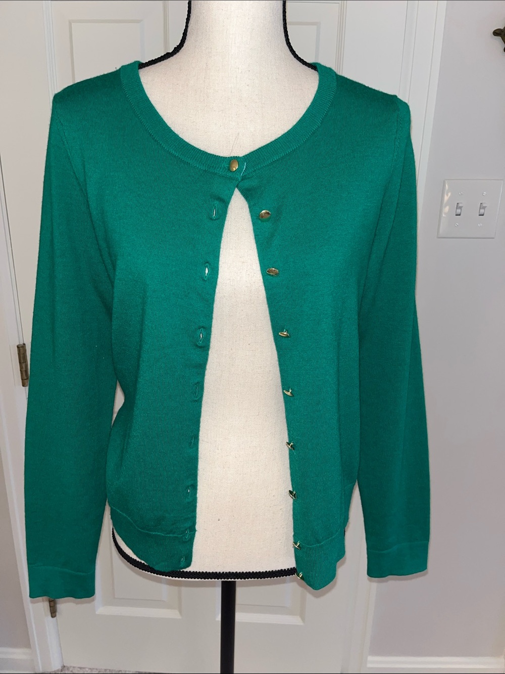 Banana Republic Green Cardigan Sweater Excellent- size Medium - Picture 2 of 9